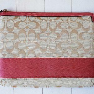 COACH IPAD Zip Case Clutch Logo Branded Pink
